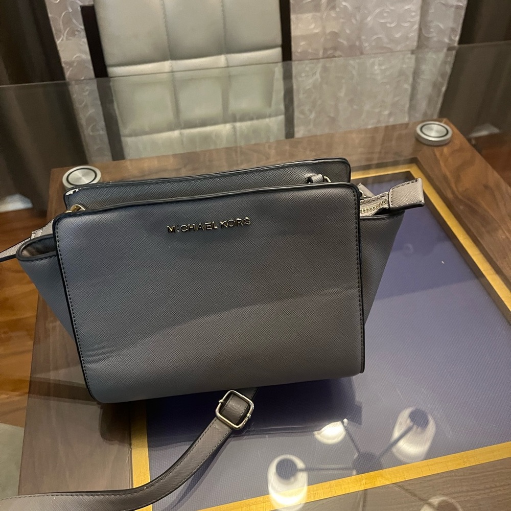 Michael Kors  great bag